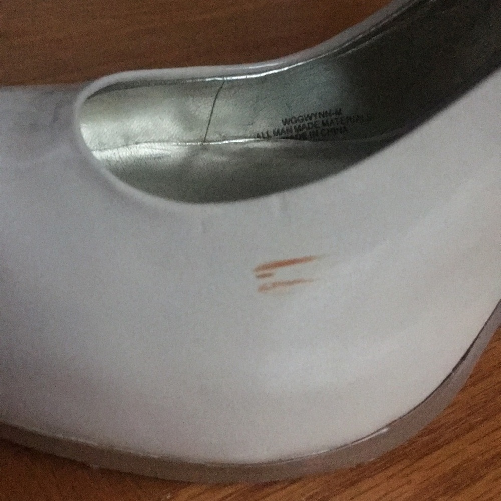Guess platform high heeled pumps - Picture 6 of 6